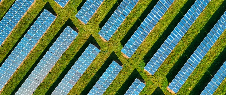 An aerial shot of a solar farm in Columbus, OH.